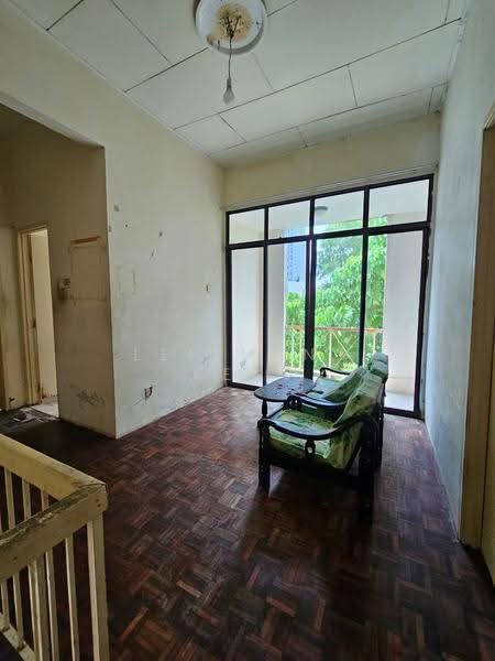 Rumah Berkembar untuk Dijual di Batu Ferringhi (Penang) - Lee Meng Keat - Living Room - PropertyGuru.com.my