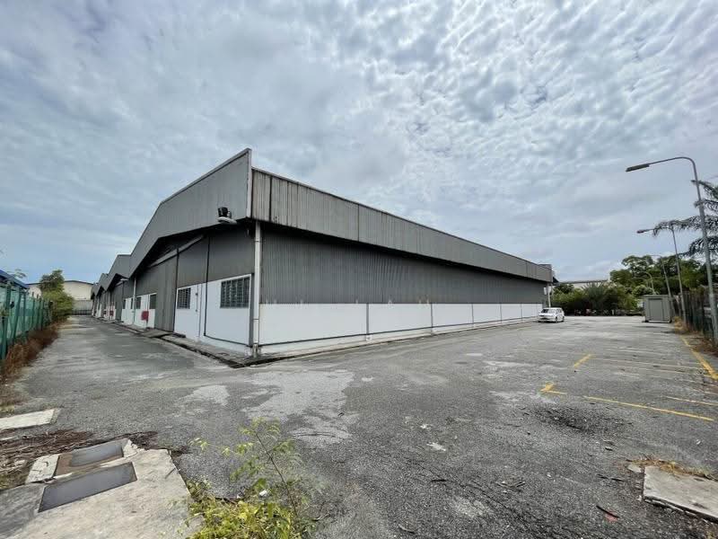Warehouse for Rent in Klang (Selangor) - HL Lau - Exterior - PropertyGuru.com.my