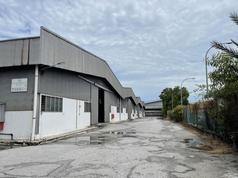 Warehouse for Rent in Klang (Selangor) - HL Lau - Exterior - PropertyGuru.com.my