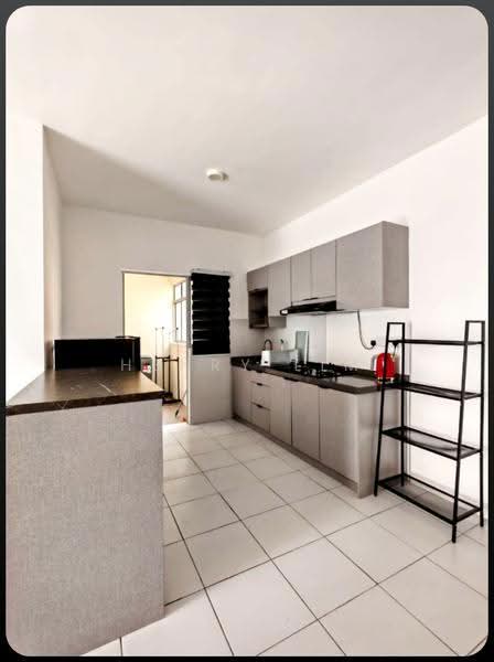 Kondominium untuk Disewa di Residensi Sateria - Henry Lim - Kitchen - PropertyGuru.com.my