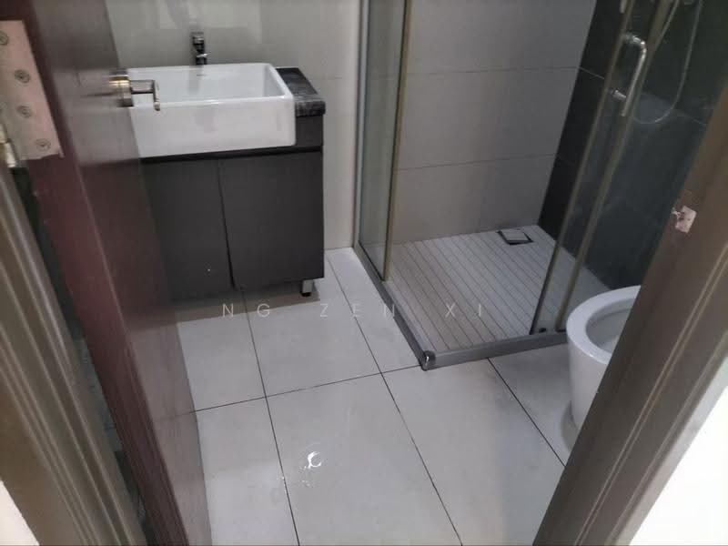 Kondominium untuk Disewa di Bay Laurel @ Country Garden Danga Bay - NG ZEN XI - Bathroom - PropertyGuru.com.my