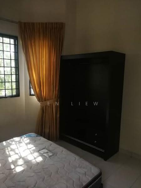 Pangsapuri untuk Dijual di Taman LTAT - Ken Liew - Bedroom - PropertyGuru.com.my