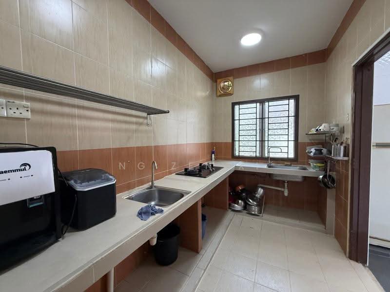 2-storey Terraced House for Rent in Bukit Indah (Iskandar Puteri (Nusajaya)) - NG ZEN XI - Kitchen - PropertyGuru.com.my
