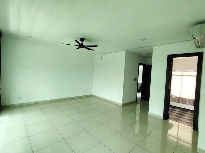 Rumah Teres 2.5-Tingkat untuk Disewa di Setia Eco Glades - Island (Cyberjaya) - HL Lau - Living Room - PropertyGuru.com.my