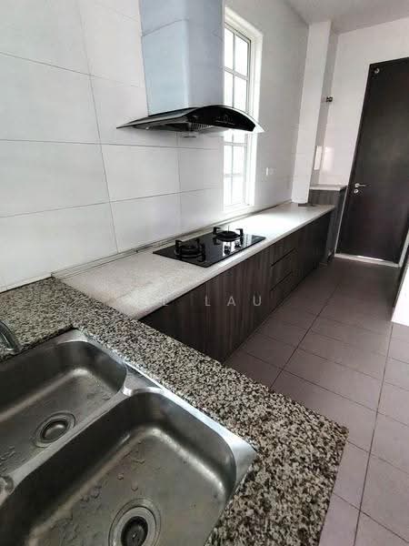 Rumah Teres 2.5-Tingkat untuk Disewa di Setia Eco Glades - Island (Cyberjaya) - HL Lau - Kitchen - PropertyGuru.com.my