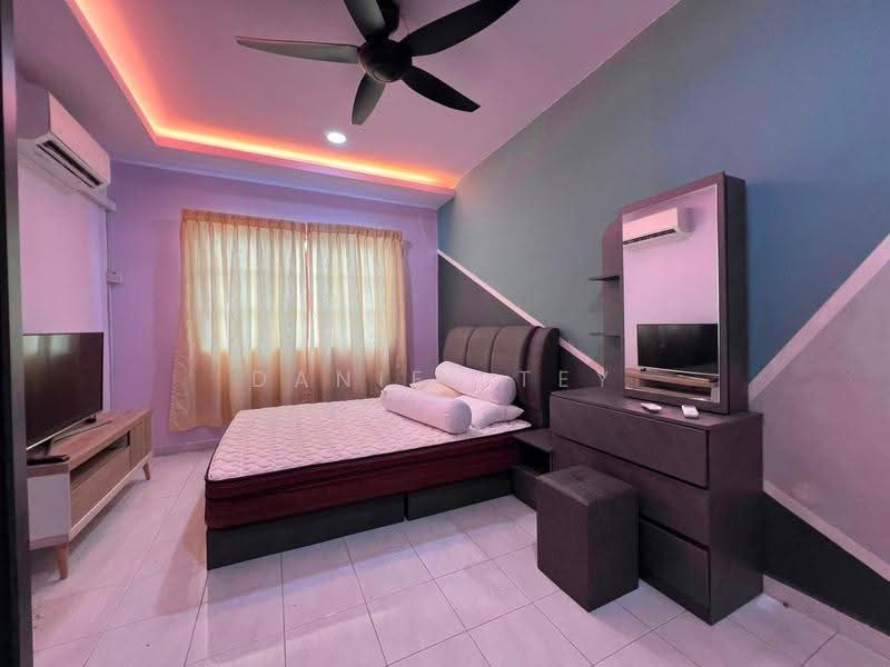 Pangsapuri untuk Disewa di Idaman Senibong - Daniel Tey - Bedroom - PropertyGuru.com.my