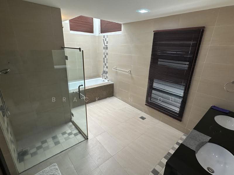 Rumah Berkembar untuk Dijual di Riverview Kemensah (Melawati) - Brackson Loh - Bathroom - PropertyGuru.com.my