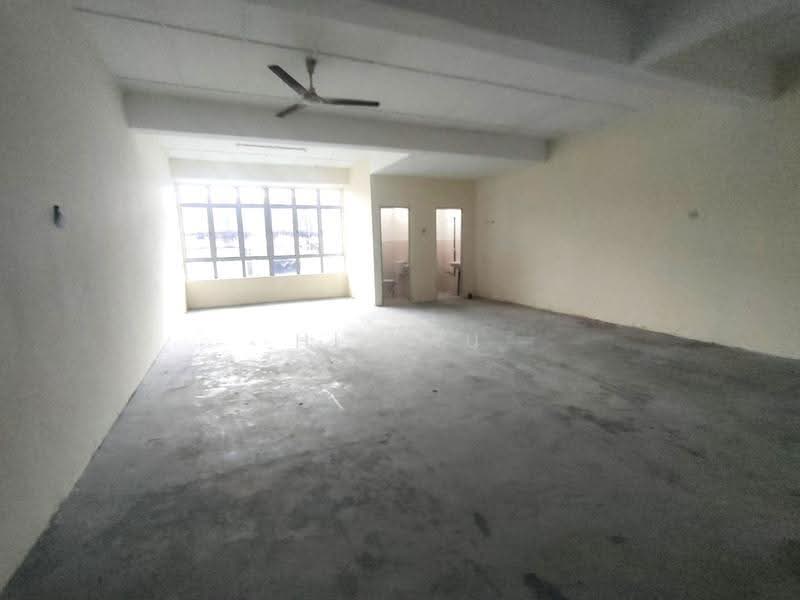 Kedai untuk Disewa di Bandar Baru Salak Tinggi (Sepang) - HL Lau - Interior - PropertyGuru.com.my