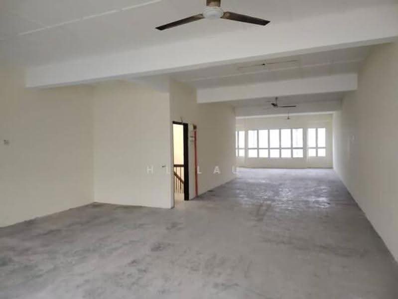 Kedai untuk Disewa di Bandar Baru Salak Tinggi (Sepang) - HL Lau - Interior - PropertyGuru.com.my