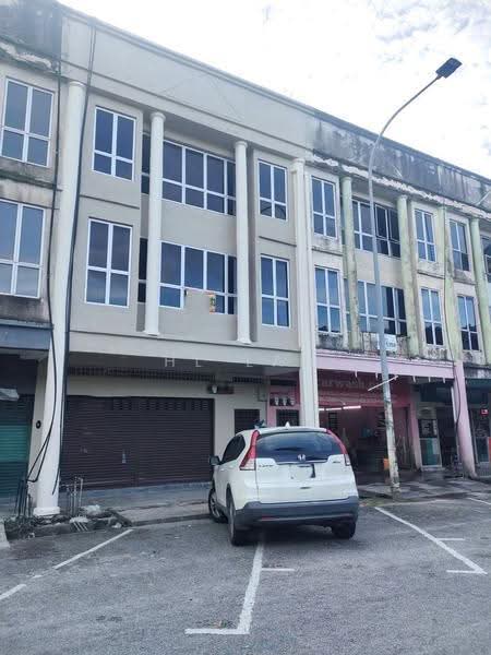 Kedai untuk Disewa di Bandar Baru Salak Tinggi (Sepang) - HL Lau - Exterior - PropertyGuru.com.my