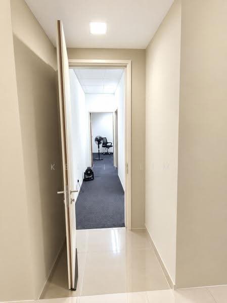 Office for Rent in Kl Sentral (Kuala Lumpur) - Kelvin Lim - Corridor - PropertyGuru.com.my