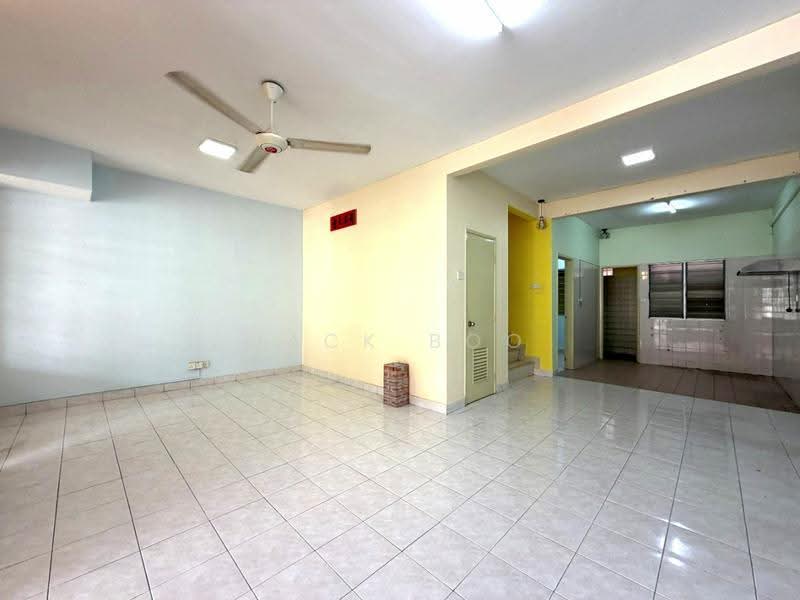 Rumah Teres 2-Tingkat untuk Dijual di Bandar Botanic (Klang) - Jack Boo - Living Room - PropertyGuru.com.my