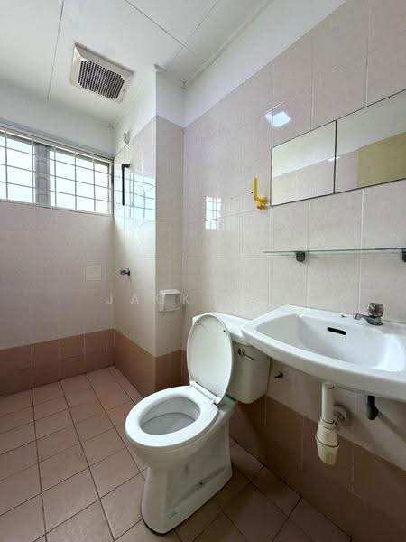 Rumah Teres 2-Tingkat untuk Dijual di Bandar Botanic (Klang) - Jack Boo - Bathroom - PropertyGuru.com.my