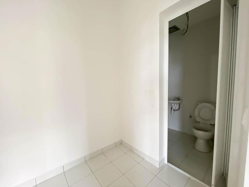 Semi-Detached House for Sale in Setia Alam (Selangor) - Clement Yew - Bathroom - PropertyGuru.com.my