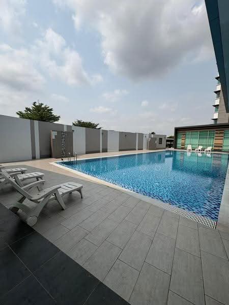 Apartment for Rent at Amber Height - Jennie Ooi - Pool - PropertyGuru.com.my