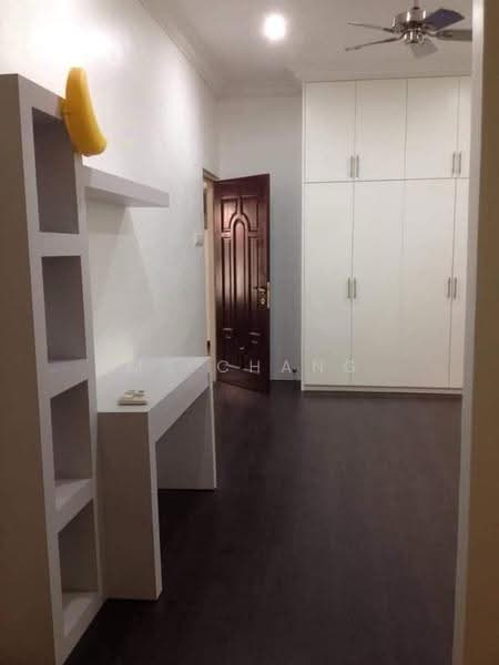 Rumah Berkembar untuk Dijual di Taman Green Lane (Jelutong) - Ms Chang - Bedroom - PropertyGuru.com.my