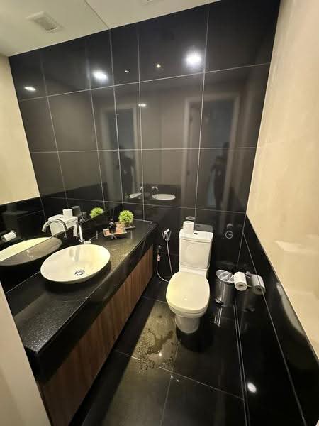 Kediaman Servis untuk Dijual di St Mary Residences - Aiki Wong - Bathroom - PropertyGuru.com.my