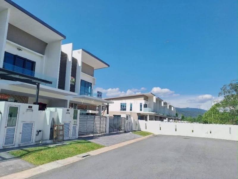 Rumah Teres untuk Dijual di Kajang (Selangor) - Yk Yong - Exterior - PropertyGuru.com.my