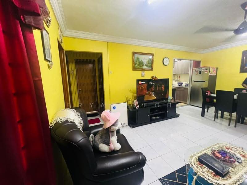 Apartment for Sale at Apartment Bayu - Bryan Yeoh - Living Room - PropertyGuru.com.my