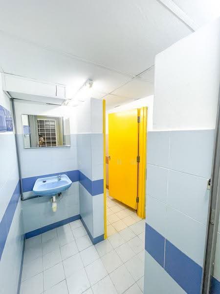 Pejabat untuk Disewa di Petaling Jaya (Selangor) - KC Ng - Bathroom - PropertyGuru.com.my