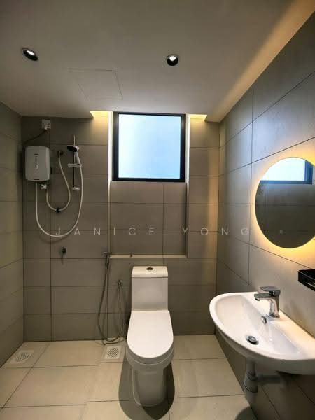 Kediaman Servis untuk Disewa di Vista Tiara (MBW Bay) - Janice Yong - Bathroom - PropertyGuru.com.my