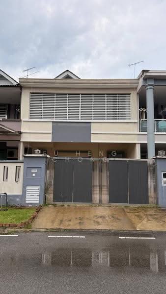 2-storey Terraced House for Sale in Bandar Putra Kulai (Kulai) - Fu Heng Chong - Exterior - PropertyGuru.com.my