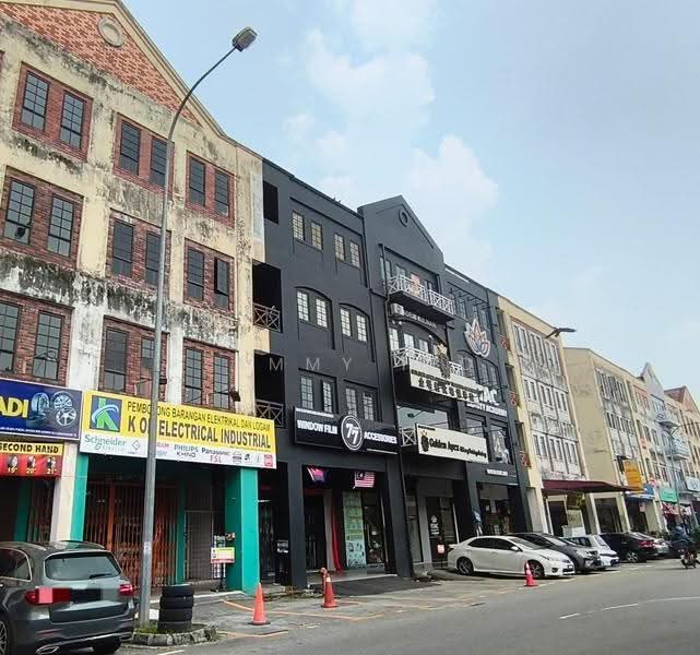 Kedai / Pejabat untuk Disewa di Bandar Indahpura (Kulai) - SAMMY TEO - PropertyGuru.com.my