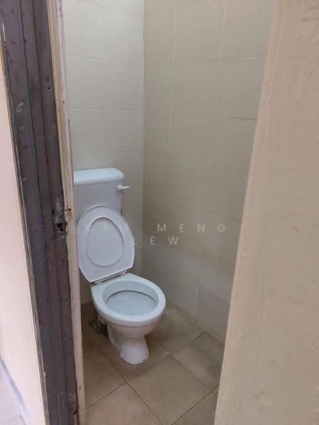 Rumah Teres 1.5-Tingkat untuk Dijual di Kepong (Kuala Lumpur) - Kim Meng Lew - Bathroom - PropertyGuru.com.my