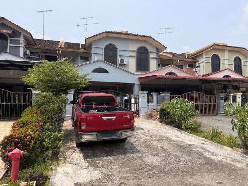 Rumah Teres 2-Tingkat untuk Dijual di Taman Putri Kulai (Kulai) - Fu Heng Chong - Exterior - PropertyGuru.com.my