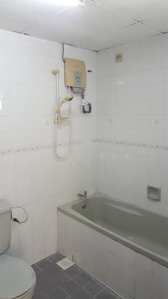 Condominium for Sale at Pantai HillPark 1 - Nithiyananthan Vadivelu - Bathroom - PropertyGuru.com.my