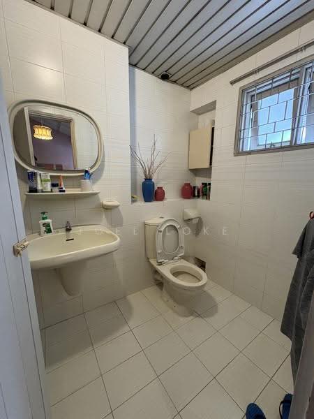 Rumah Teres 2-Tingkat untuk Dijual di Bangsar Baru (Bangsar) - Joel Loke - Bathroom - PropertyGuru.com.my