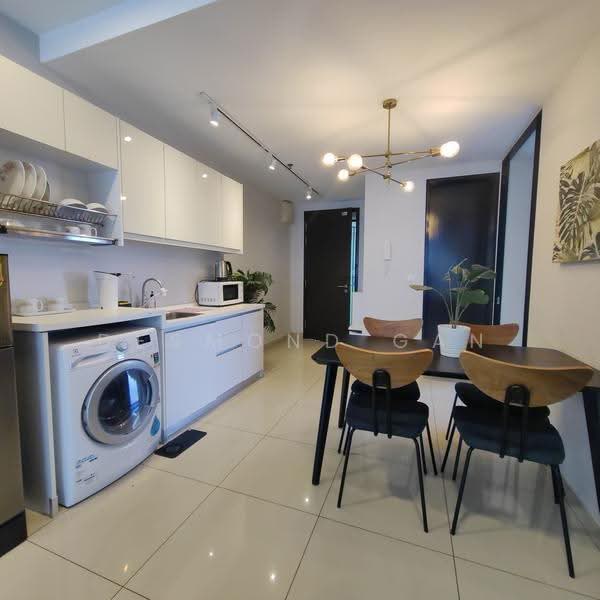 Kediaman Servis untuk Disewa di Trefoil @ Setia City - Desmond Gan - Kitchen - PropertyGuru.com.my
