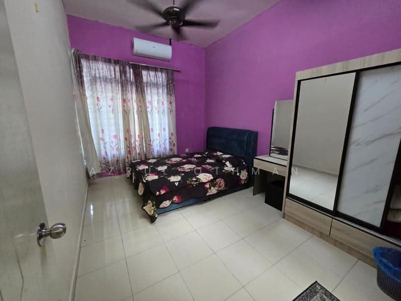 Rumah Teres 1-Tingkat untuk Dijual di Bandar Sri Sendayan (Negeri Sembilan) - Azrul Othman - Bedroom - PropertyGuru.com.my