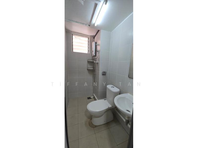 Pangsapuri untuk Dijual di SD Apartments II - Tiffany Tan - Bathroom - PropertyGuru.com.my