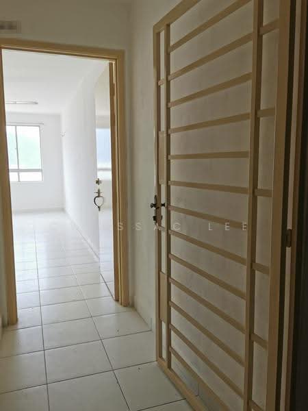 Pangsapuri untuk Disewa di Melody Homes - Cy Issac Lee - Corridor - PropertyGuru.com.my