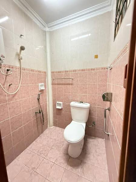 2-storey Terraced House for Sale in Seksyen 20 (Shah Alam) - Salawati Busro - Bathroom - PropertyGuru.com.my