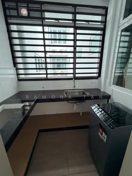 Kediaman Servis untuk Disewa di Parkland Residence - Ramona Tan - Kitchen - PropertyGuru.com.my