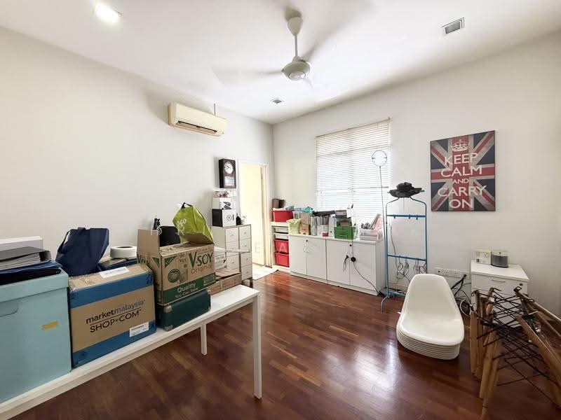Rumah Berkembar untuk Dijual di Bandar Sungai Long (Selangor) - Chris Lim Pek Yean - Study - PropertyGuru.com.my