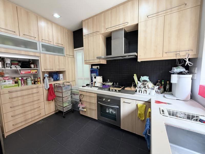 Rumah Berkembar untuk Dijual di Bandar Sungai Long (Selangor) - Chris Lim Pek Yean - Kitchen - PropertyGuru.com.my