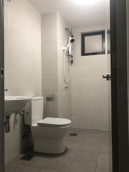 Kediaman Servis untuk Disewa di M Centura - Geoff Lim - Bathroom - PropertyGuru.com.my