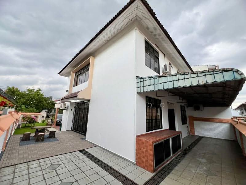 Rumah Berkembar untuk Dijual di Taman Johor Jaya (Johor Bahru) - Bevis Hoo - PropertyGuru.com.my