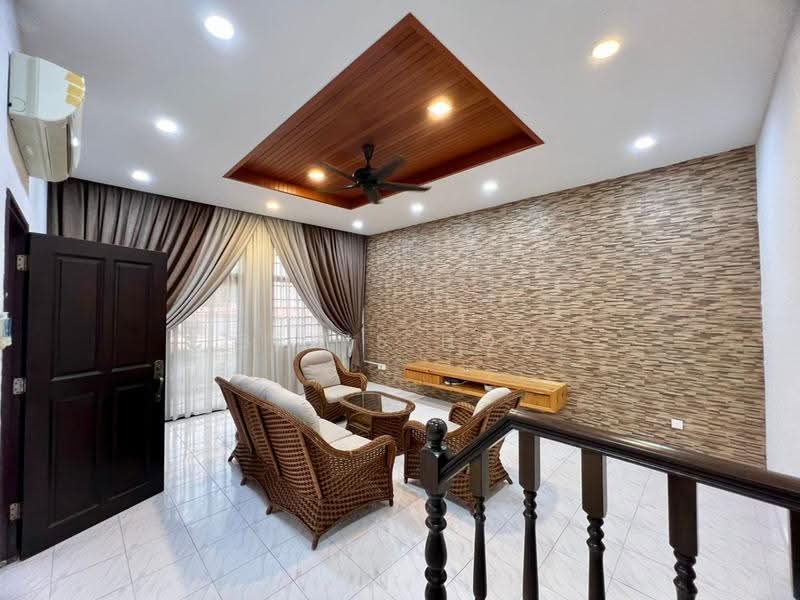 Rumah Berkembar untuk Dijual di Taman Johor Jaya (Johor Bahru) - Bevis Hoo - PropertyGuru.com.my