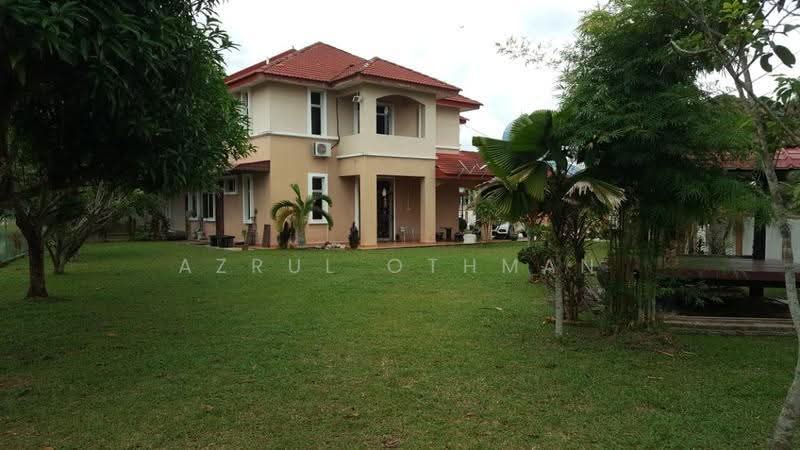 Semi-Detached House for Sale in Taman Flora (Port Dickson) - Azrul Othman - Exterior - PropertyGuru.com.my