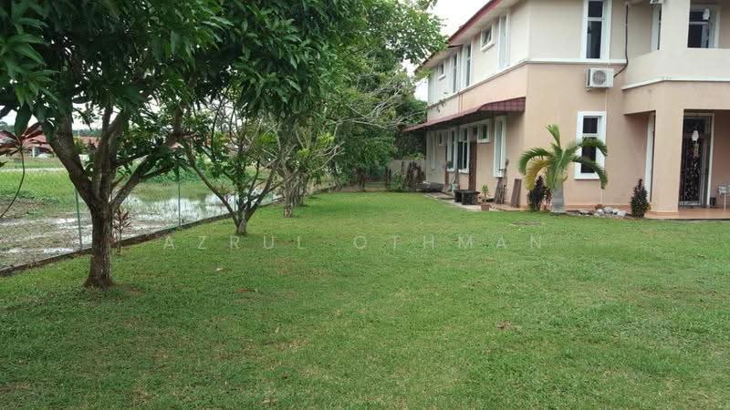 Semi-Detached House for Sale in Taman Flora (Port Dickson) - Azrul Othman - Exterior - PropertyGuru.com.my