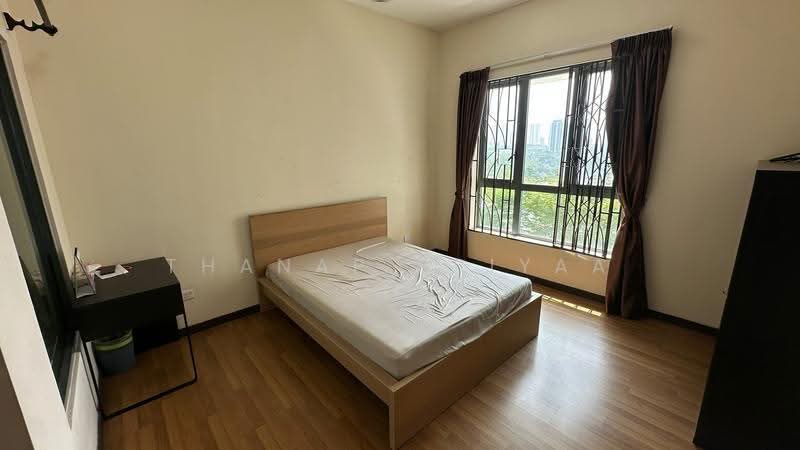 Condominium for Rent at Nautica Lake Suites - Thanap Priyaa - Bedroom - PropertyGuru.com.my