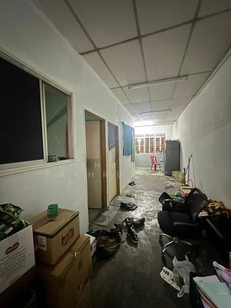 Shop / Office untuk Dijual di Bandar Baru Uda (Tampoi) - Ahmad Fakhruddin - Corridor - PropertyGuru.com.my