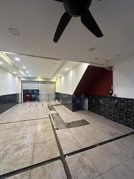 Shop / Office untuk Dijual di Bandar Baru Uda (Tampoi) - Ahmad Fakhruddin - Interior - PropertyGuru.com.my
