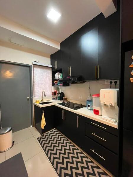 Rumah Teres 2-Tingkat untuk Dijual di Cybersouth (Dengkil) - Kuro Chan - Kitchen - PropertyGuru.com.my