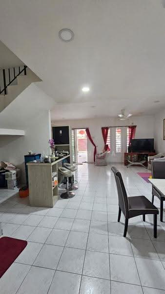 2-storey Terraced House for Sale in Bandar Putra Kulai (Kulai) - Melinda Ee - Living Room - PropertyGuru.com.my