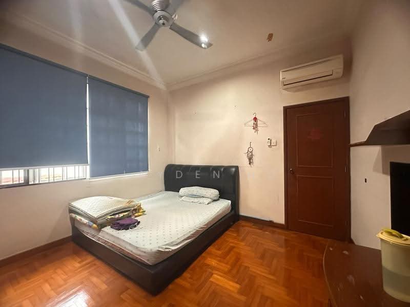 Semi-Detached House for Sale in Taman Redang (Johor Bahru) - Jayden Ng - Bedroom - PropertyGuru.com.my